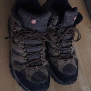 Merrell men’s boot brown and black